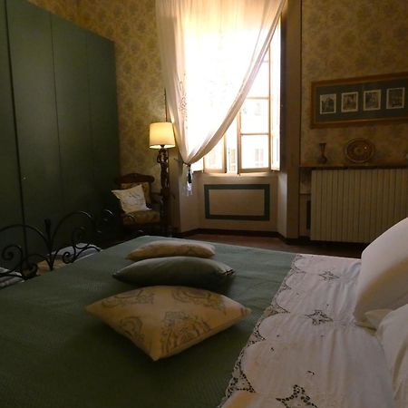 דירות אמליה Scappo In Umbria, La Casa Del Duomo מראה חיצוני תמונה