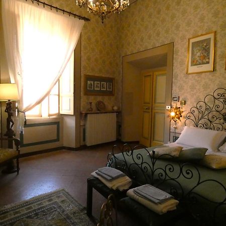 דירות אמליה Scappo In Umbria, La Casa Del Duomo מראה חיצוני תמונה