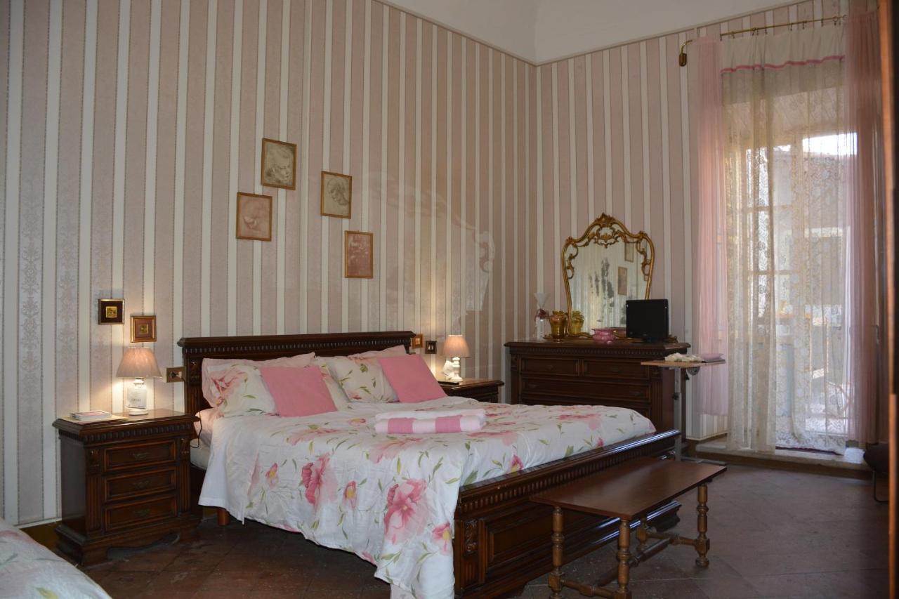 דירות אמליה Scappo In Umbria, La Casa Del Duomo מראה חיצוני תמונה